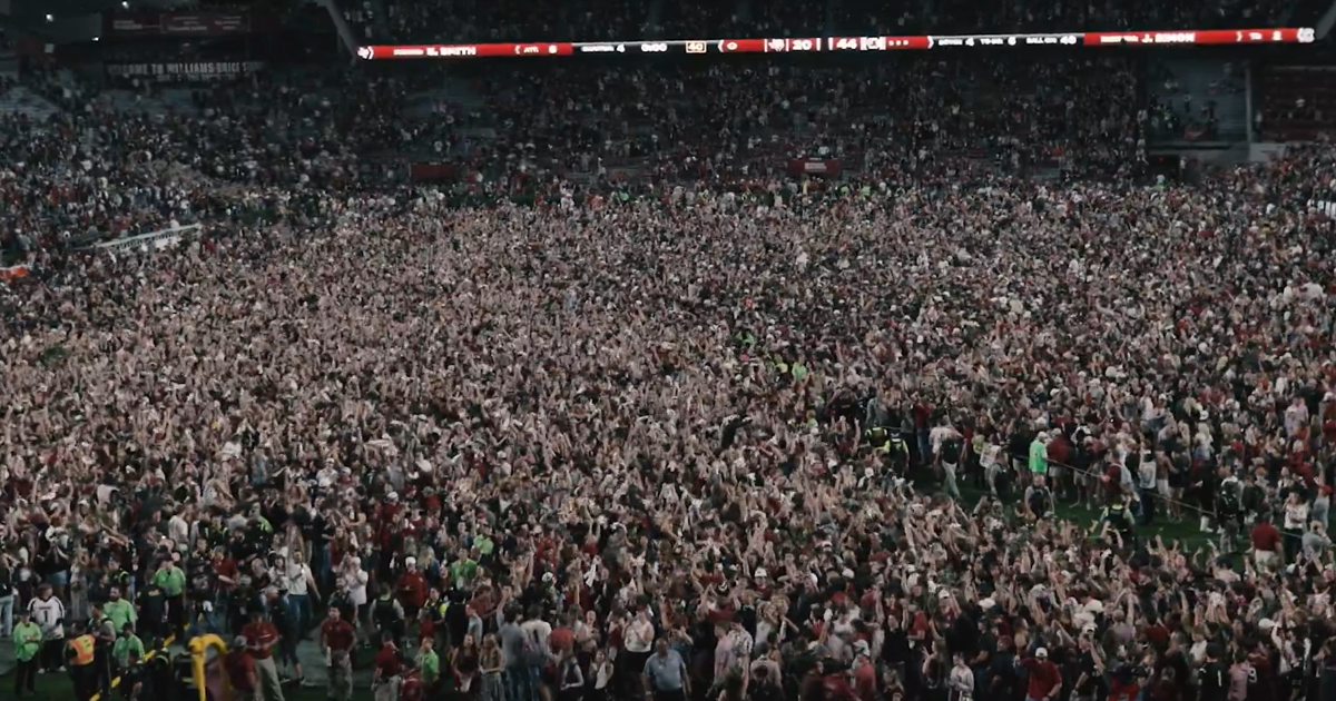 Rushing Field USC fined $250,000 for fans rushing field after football win ...