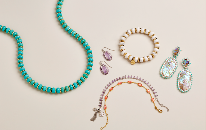 Closest kendra scott on sale