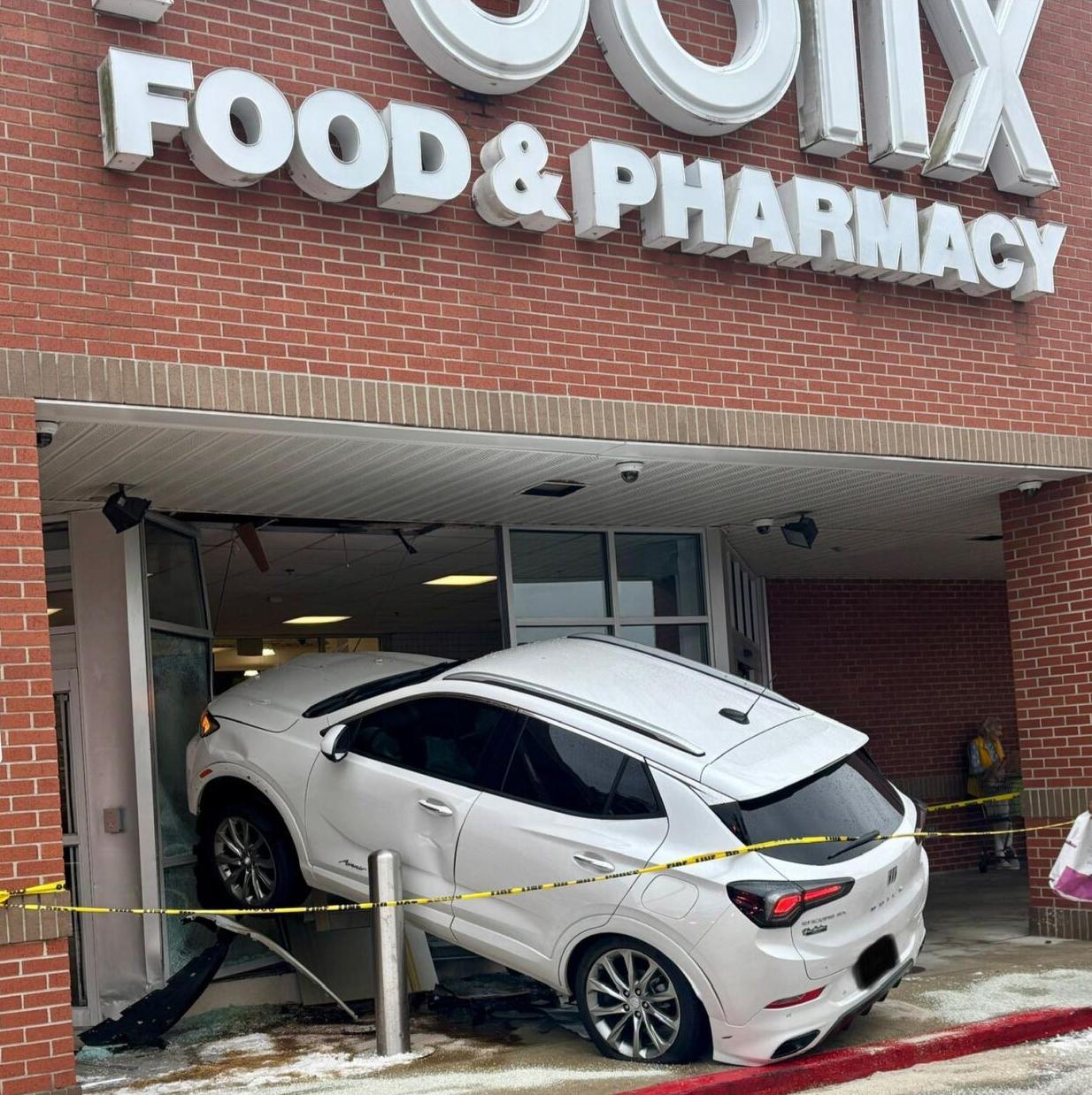 Two injured after SUV crashes into Publix on Two Notch Rd ...