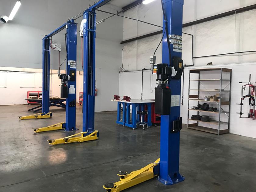 New doityourself auto repair shop allows customers tools, space to