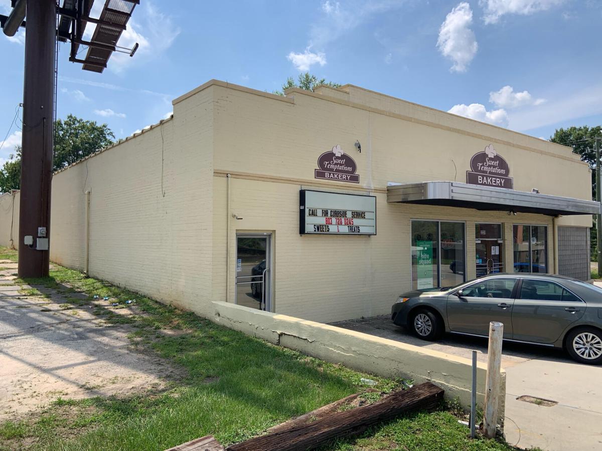 Community art project meets funding goal for mural at Sweet Temptations