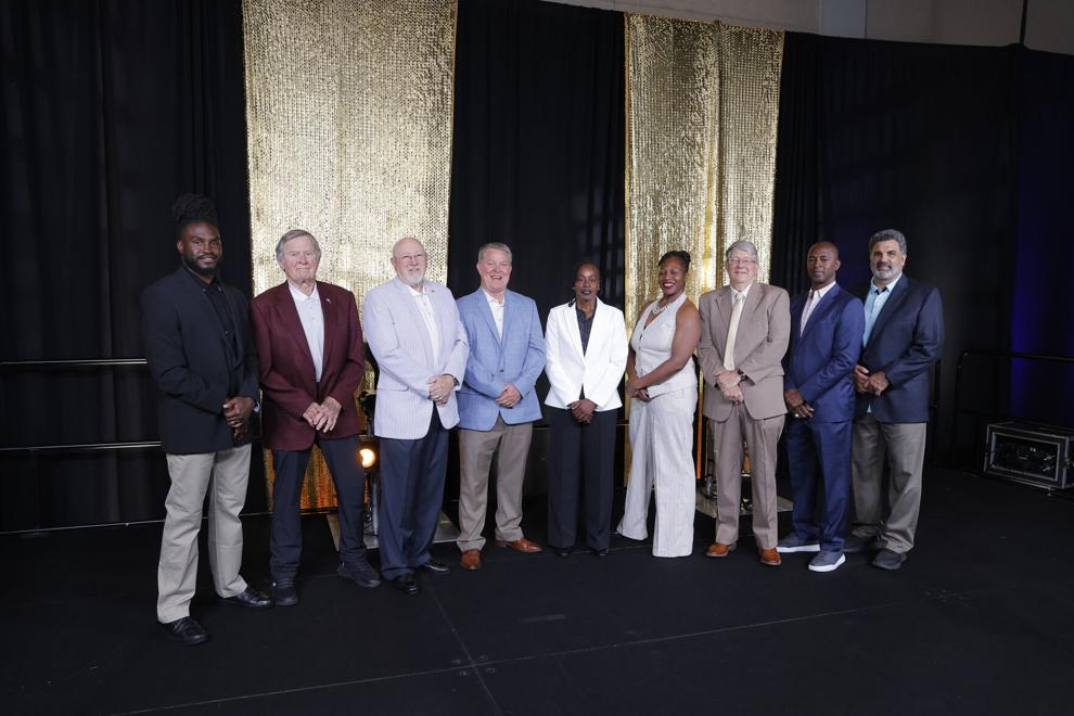 Steve Spurrier enshrined into SC Athletic Hall of Fame
