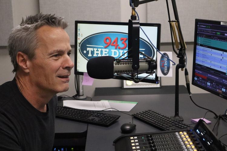 94.3 The Dude