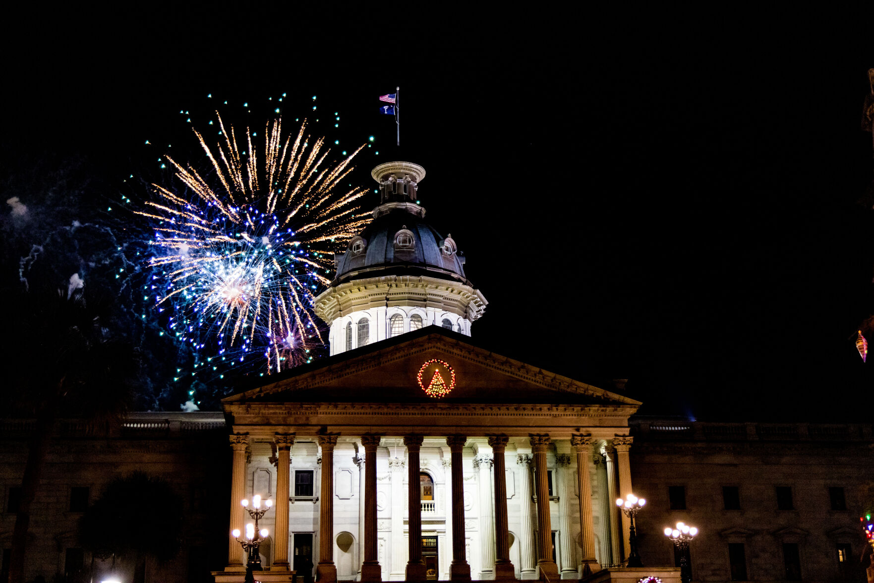 Photo Gallery Columbia Rings In 2024 With Party On Main St Fireworks   65926a7e68a6b.image 