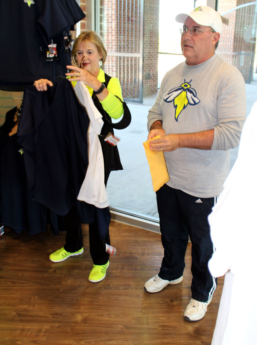 Welcome home: Columbia Fireflies arrive 