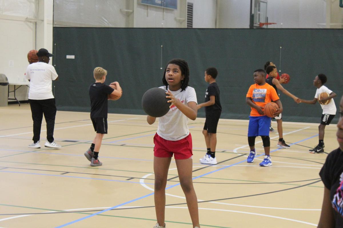 Lexington kids attend former Gamecocks' basketball camp Lexington