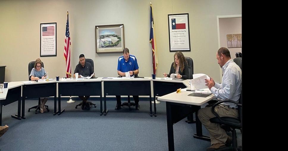 Coleman School Board Accepts Resignations / Hires Personnel News