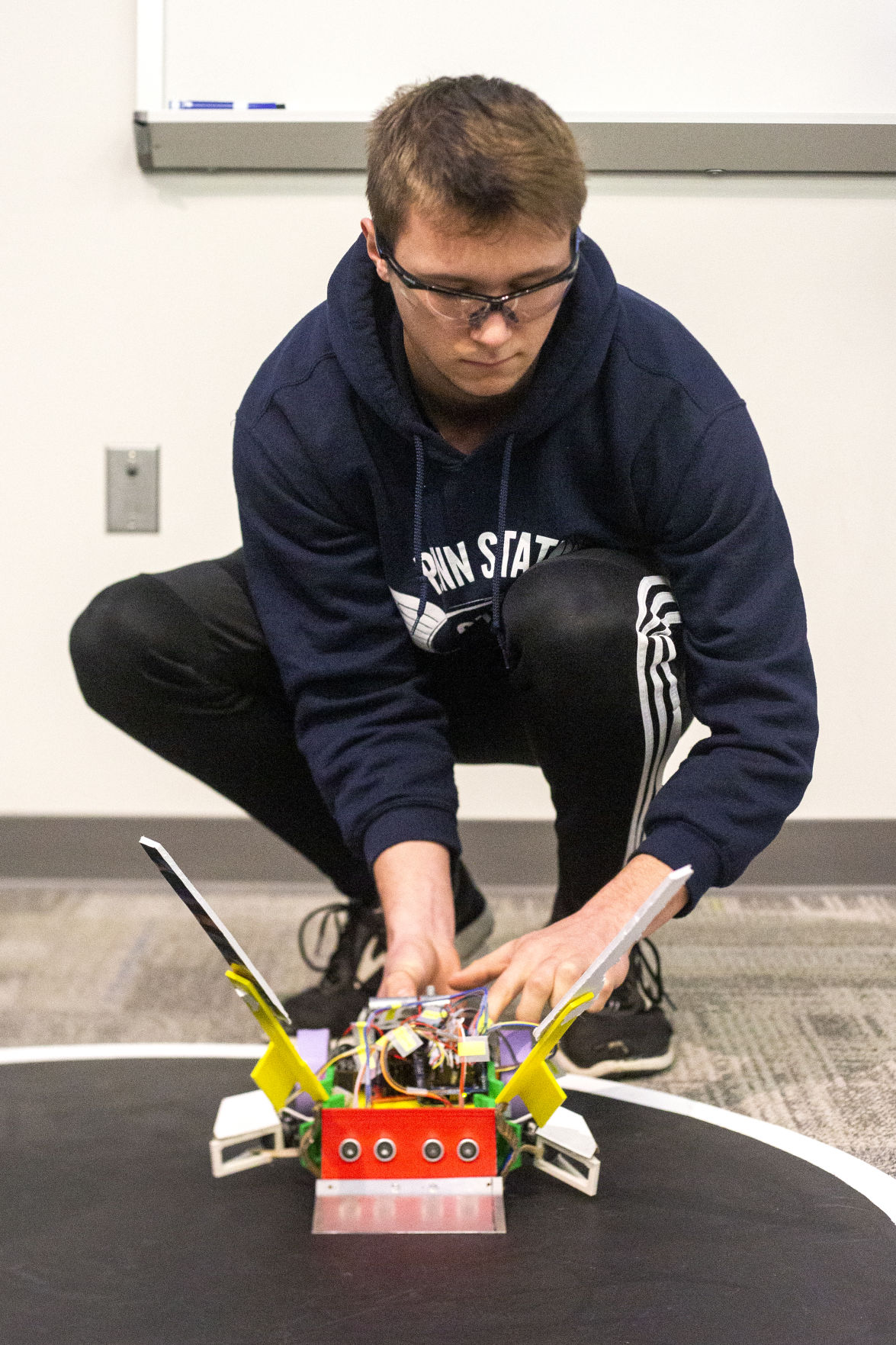 Not your average final: Student-made robots go head to head in sumo ...