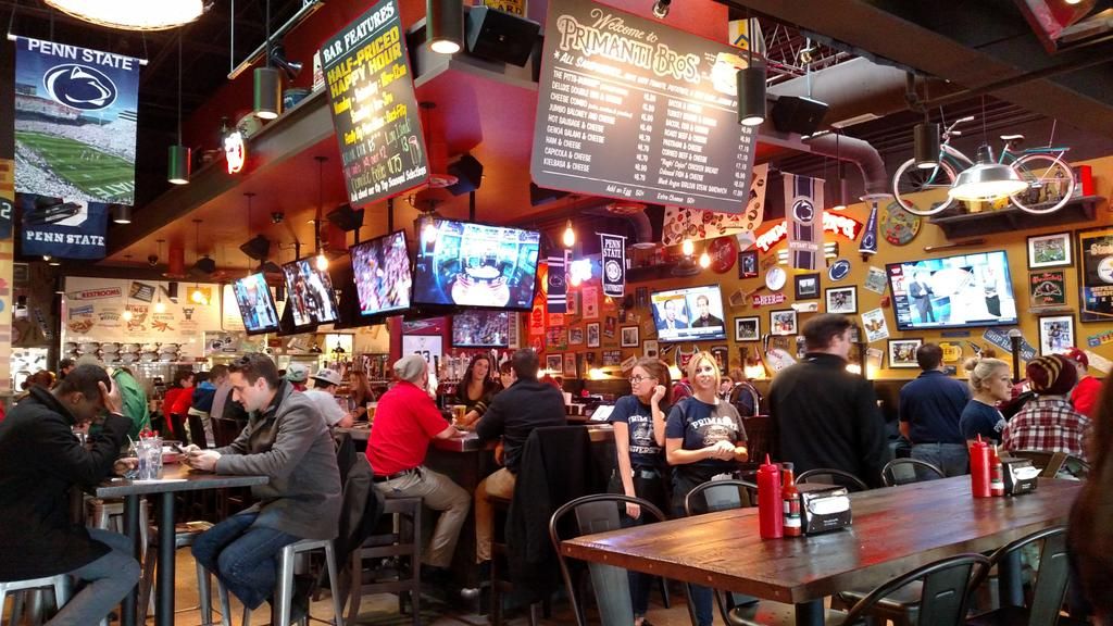 Primanti Brothers opens its doors to new 'fans' in State College ...