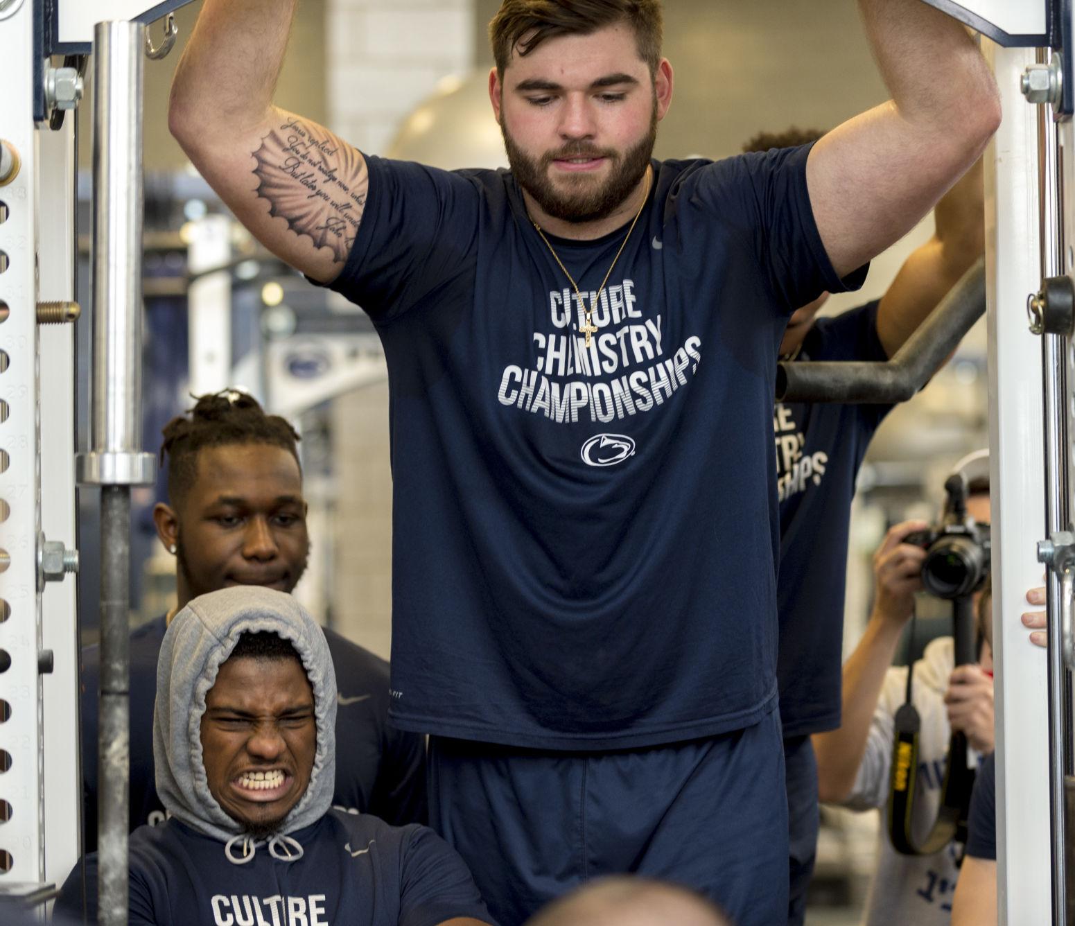 Penn State football maxes out squats during winter Penn State football maxes out squats during winter