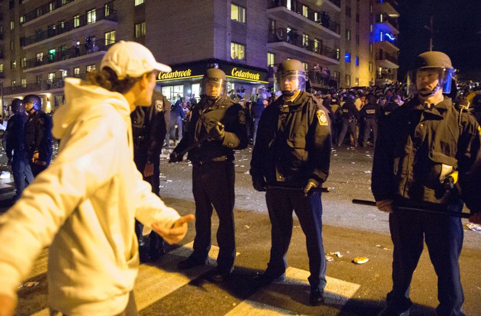 Philadelphia prepares for riots following NFC Championship Philadelphia prepares for riots following NFC Championship