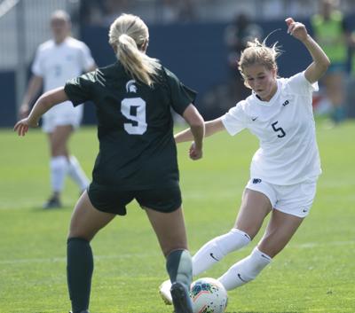 Three Women S Soccer Players Named To Top Drawer Soccer Midseason