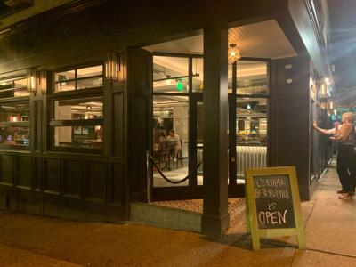 New Seafood And Fine Cocktail Bar Opens In Downtown State College State College News Daily Collegian Collegian Psu Edu