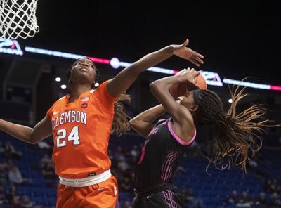 Penn State Women S Basketball Hangs On For Bounce Back Victory