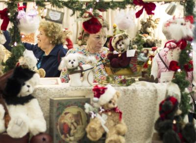 Over 70 Artisans To Sell Crafts At 43rd Annual Winter Craft Market Holiday Edition Collegian Psu Edu