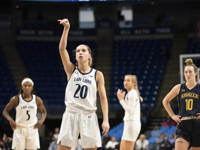 Penn State Women S Basketball Gives Up 20 Point Halftime Lead In