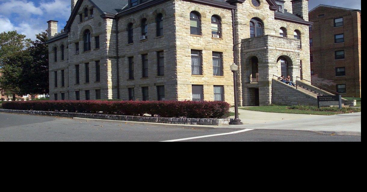 CLAHS Hokie Trek takes students to NBC 4 news station