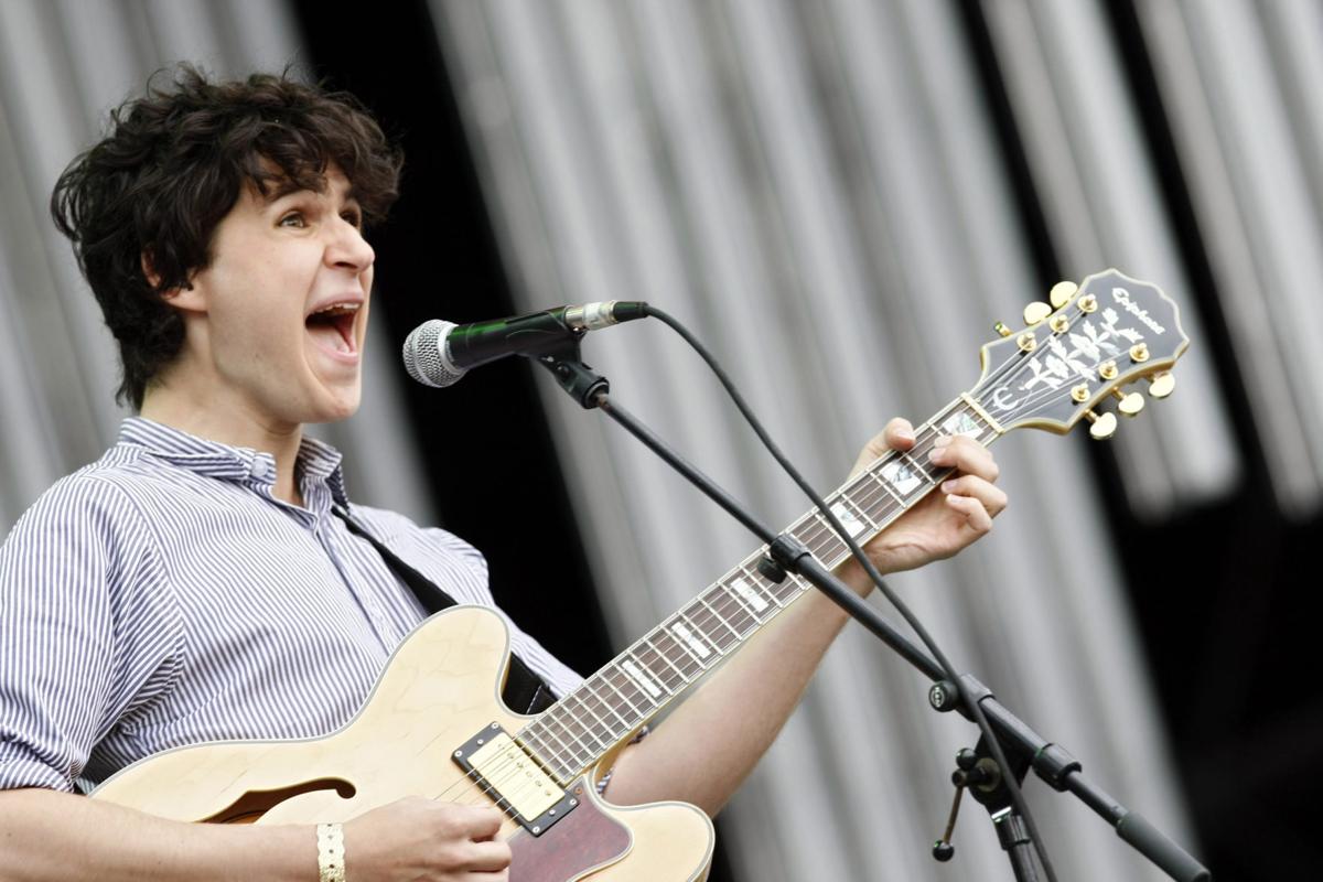 Get To Know Vampire Weekend 9 Essential Songs Lifestyles Collegiatetimes Com French translation of walcott by vampire weekend walcott, tu ne sais pas que c'est insense? get to know vampire weekend 9