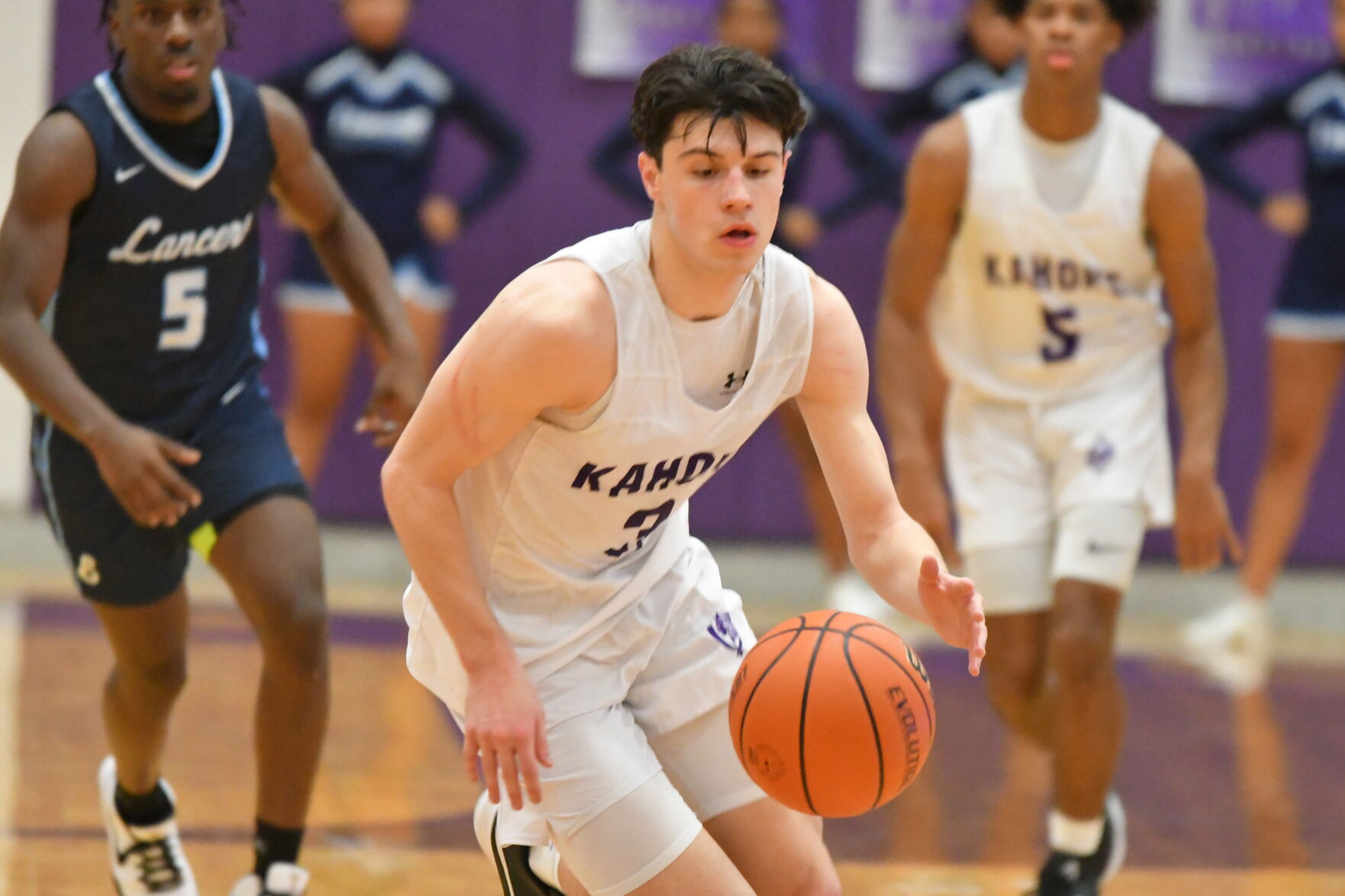 Collinsville Kahoks Dominate Chatham Glenwood with Three Players in Double Figures