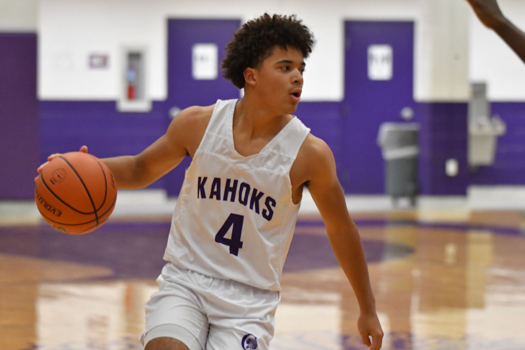 Collinsville Kahoks Look to Dominate IHSA Class 4A Boys Basketball Regional with Top Seed and Stellar Team