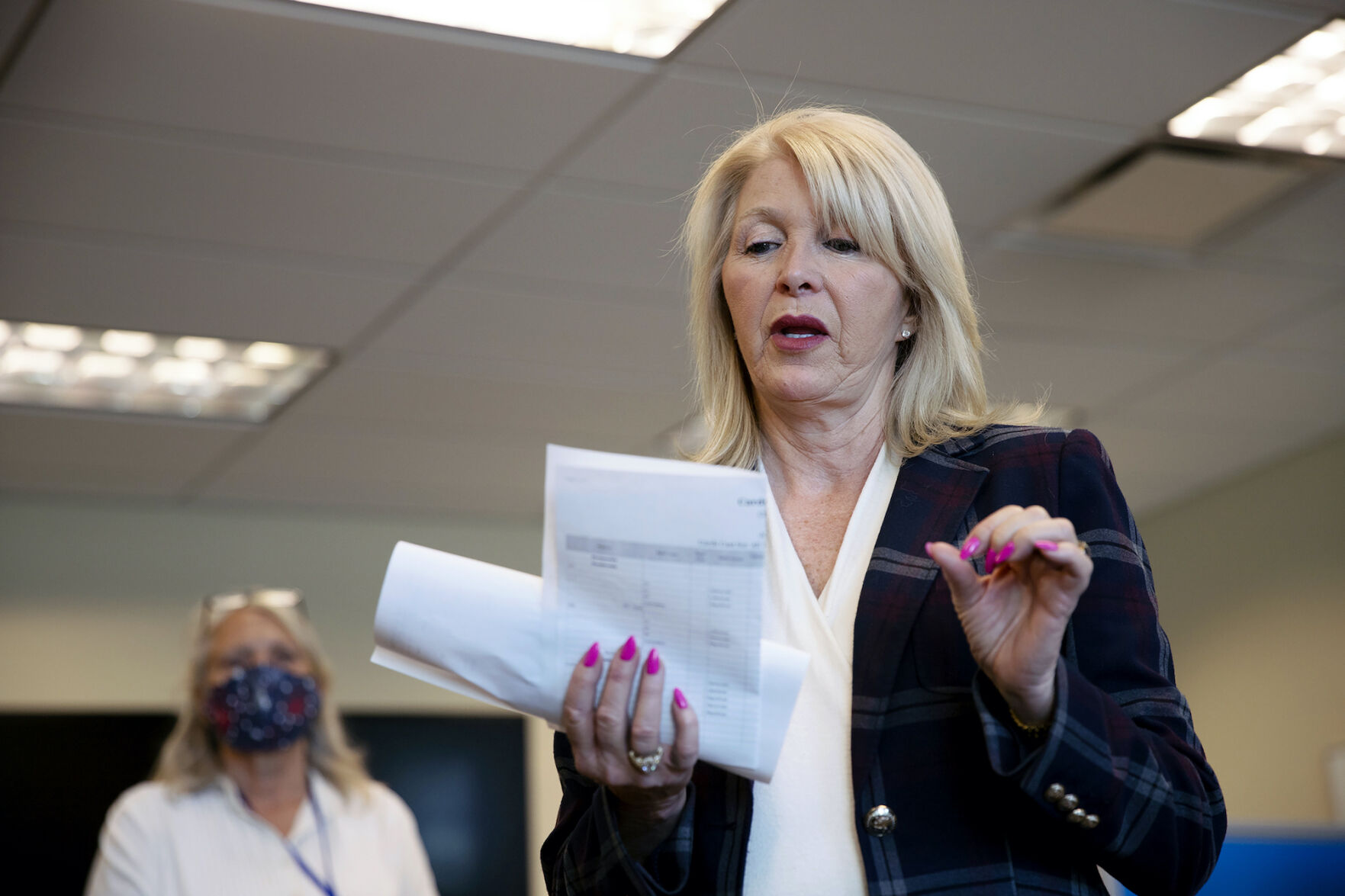 【非売品】TINA / COLORADO Tina Peters indicted by Mesa County grand jury on 10 counts