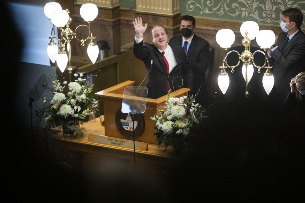 Polis waves during state of state address
