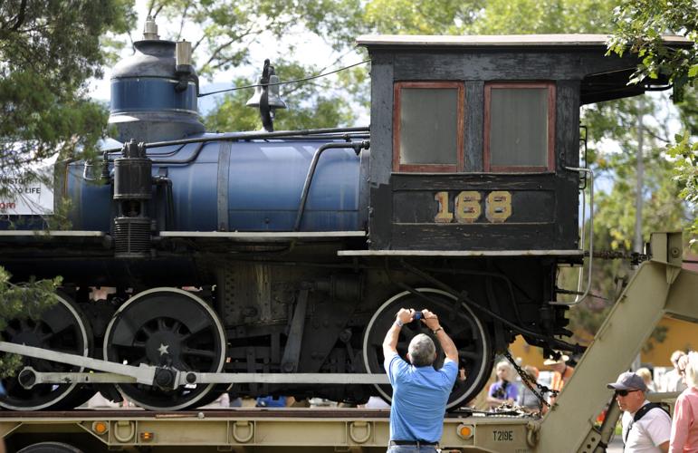 Hundreds turn out in Colorado Springs to wish historic locomotive