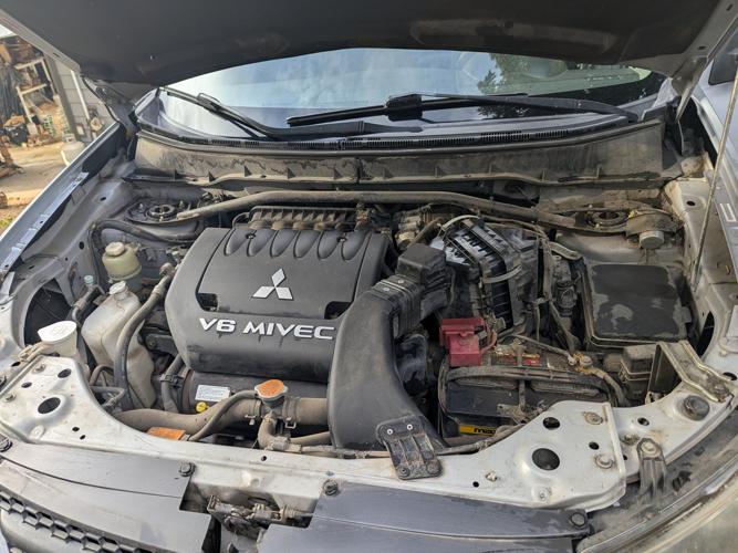 2007 Mitsubishi Outlander AWD - $4,000, image 8