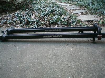 Yakima roof top bike carrier image 1