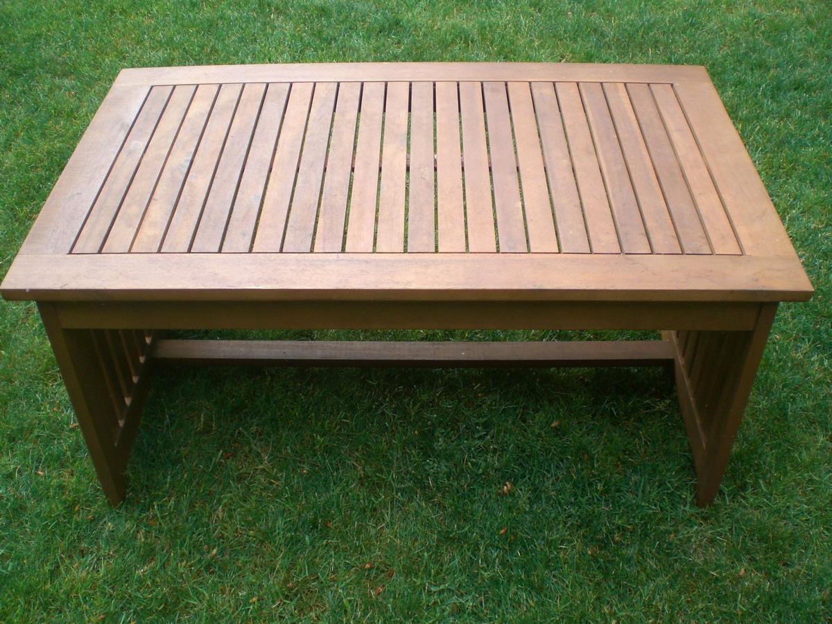 acacia table image 1