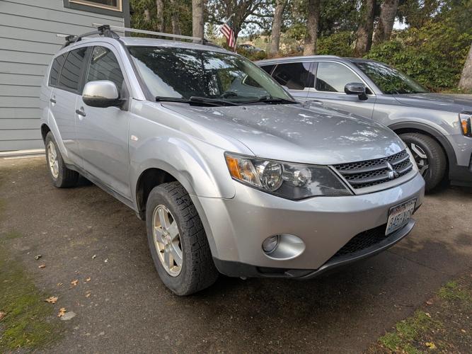 2007 Mitsubishi Outlander AWD - $4,000, image 1