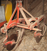 PLOW - DEARBORN MODEL 10-1 (3 POINT) - 2 BOTTOM, 14"