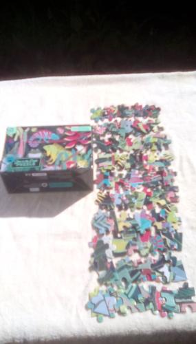 Kids "glow in the dark" puzzle 100 piece $7 image 1