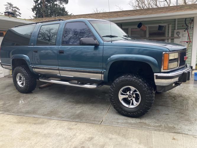 Lifted 93 GMC Suburban new engine. $8750 Ph 541 298 2687 image 1