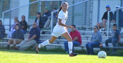 Fourth shutout gives HRV girls clear shot at CRC title