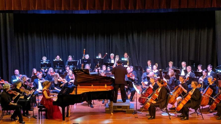 B1 KathySinfonietta.jpg
