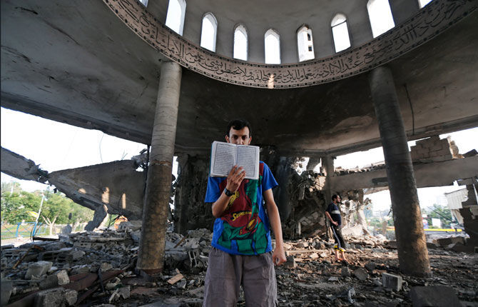 Israeli soldier missing as Gaza fighting rages on