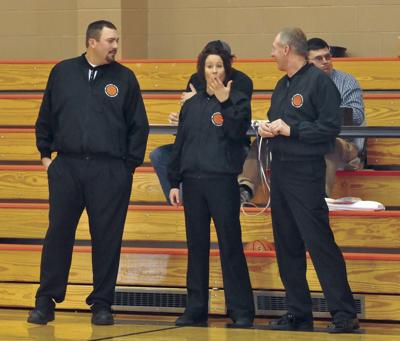 OSAA’s three-official move bringing good results for prep basketball