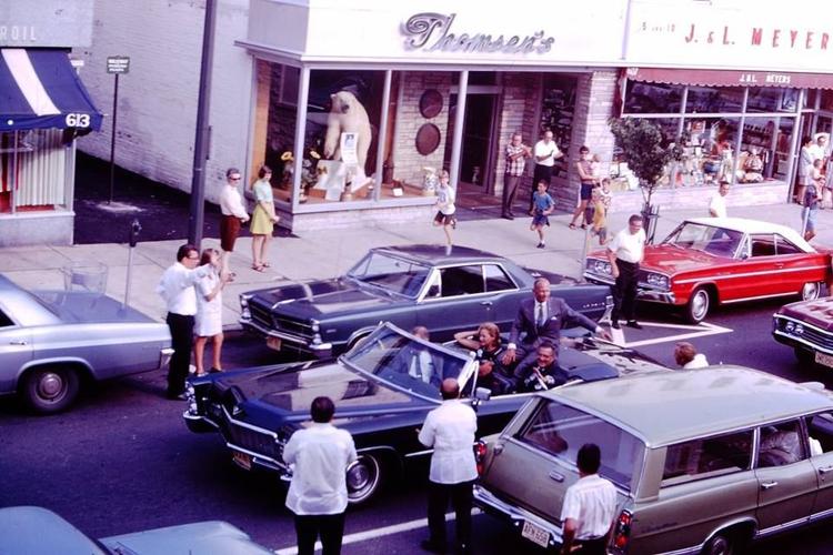 B1 Ellen Wylde Buzz Aldrin Day in Montclair NJ 1969 .jpg