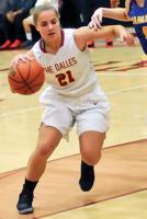 Hawks end holiday break with road wins