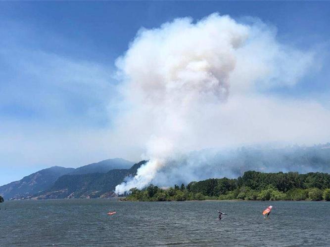 Fire SR 14 eastbound at milepost 61.0