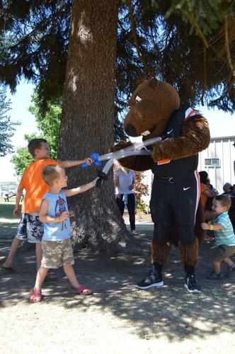 2015 Hood River News Staff Fair Moments