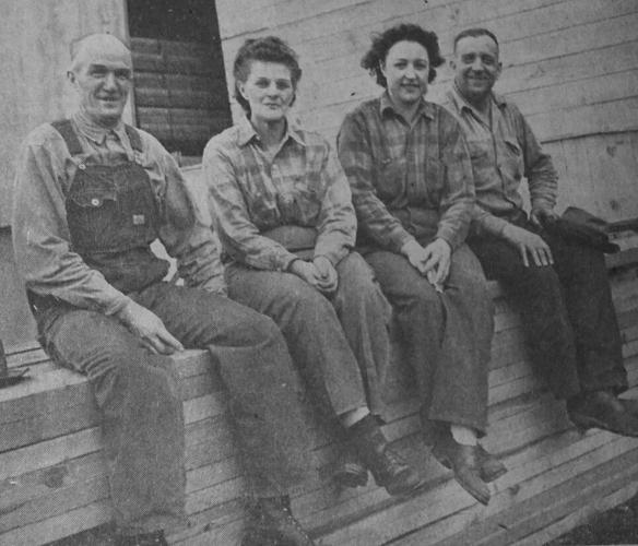 1945-3 duotone PRINT.psd