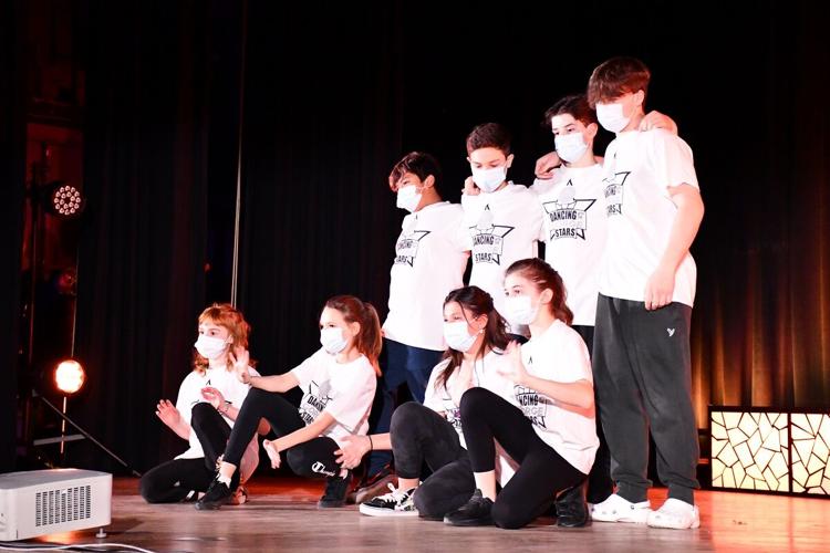 Kids group photo Dancing With The Gorge Stars 2022