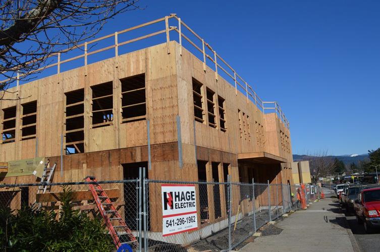 A10  thunder island brewing, under construction on wanapa, scheduled for opening this summer, could be associated with the ale list.JPG