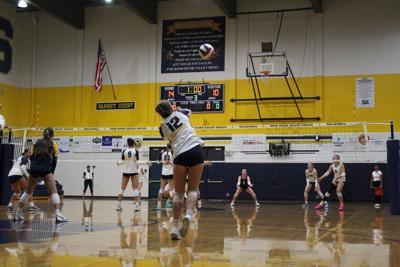 Lyla Mall of Hood River serves the ball against Wilsonville on Sept. 22.