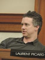 Picard resigns from Hood River city council over STR issue