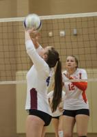 Sherman volleyball versus  Ione/Arlington Cardinals in Moro Sept. 13, 2022.