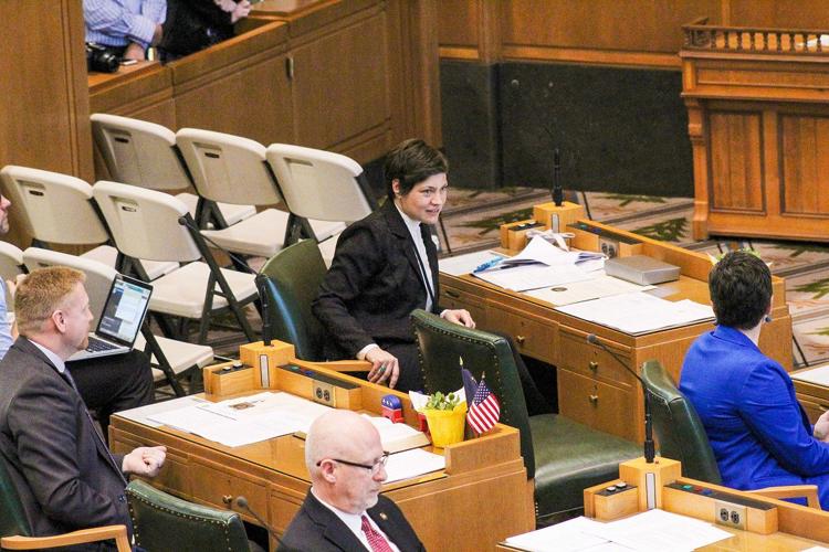 State legislature prepares assembly: Rep. Anna Williams sworn in