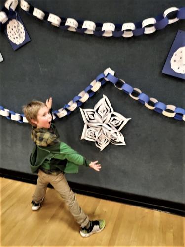 B2 maija, Ren snowflake.jpg